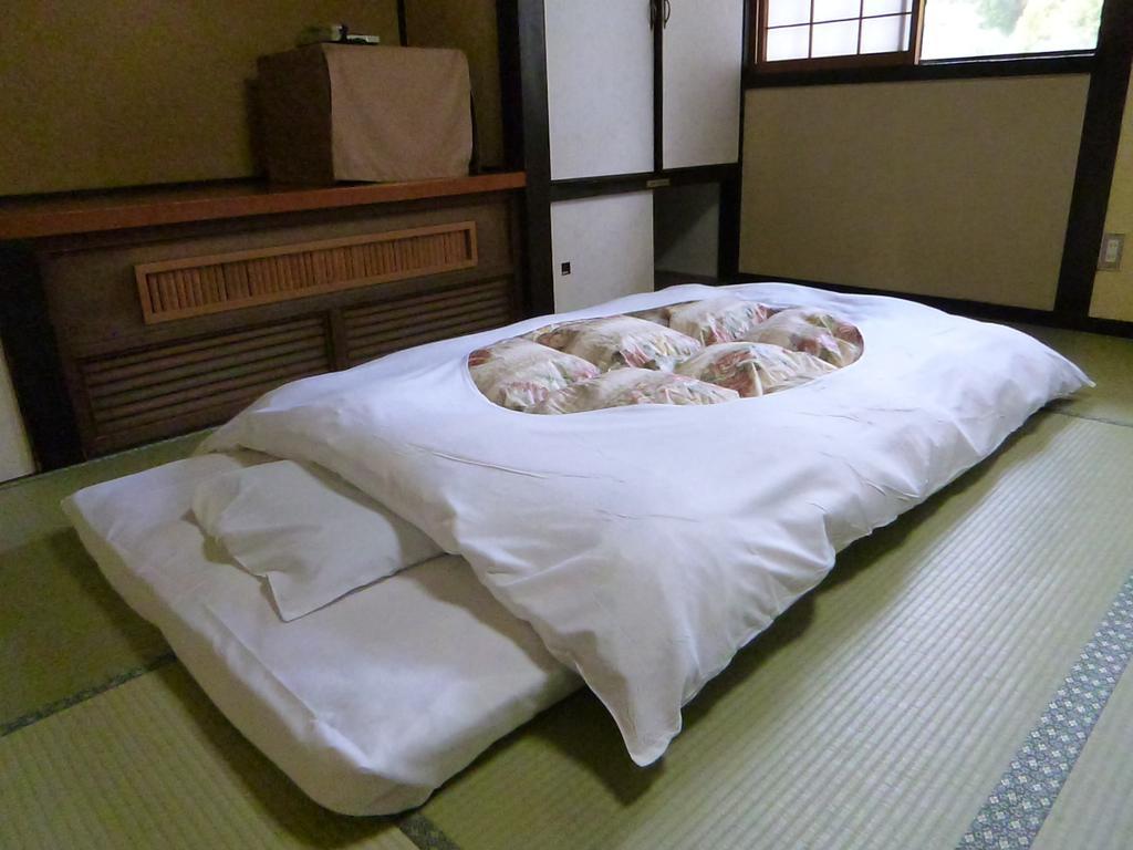 Iwamura Sanso Ena Room photo